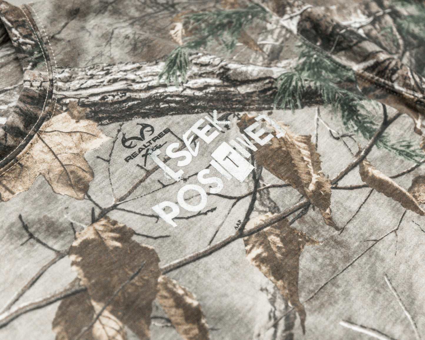 Real tree camo tee